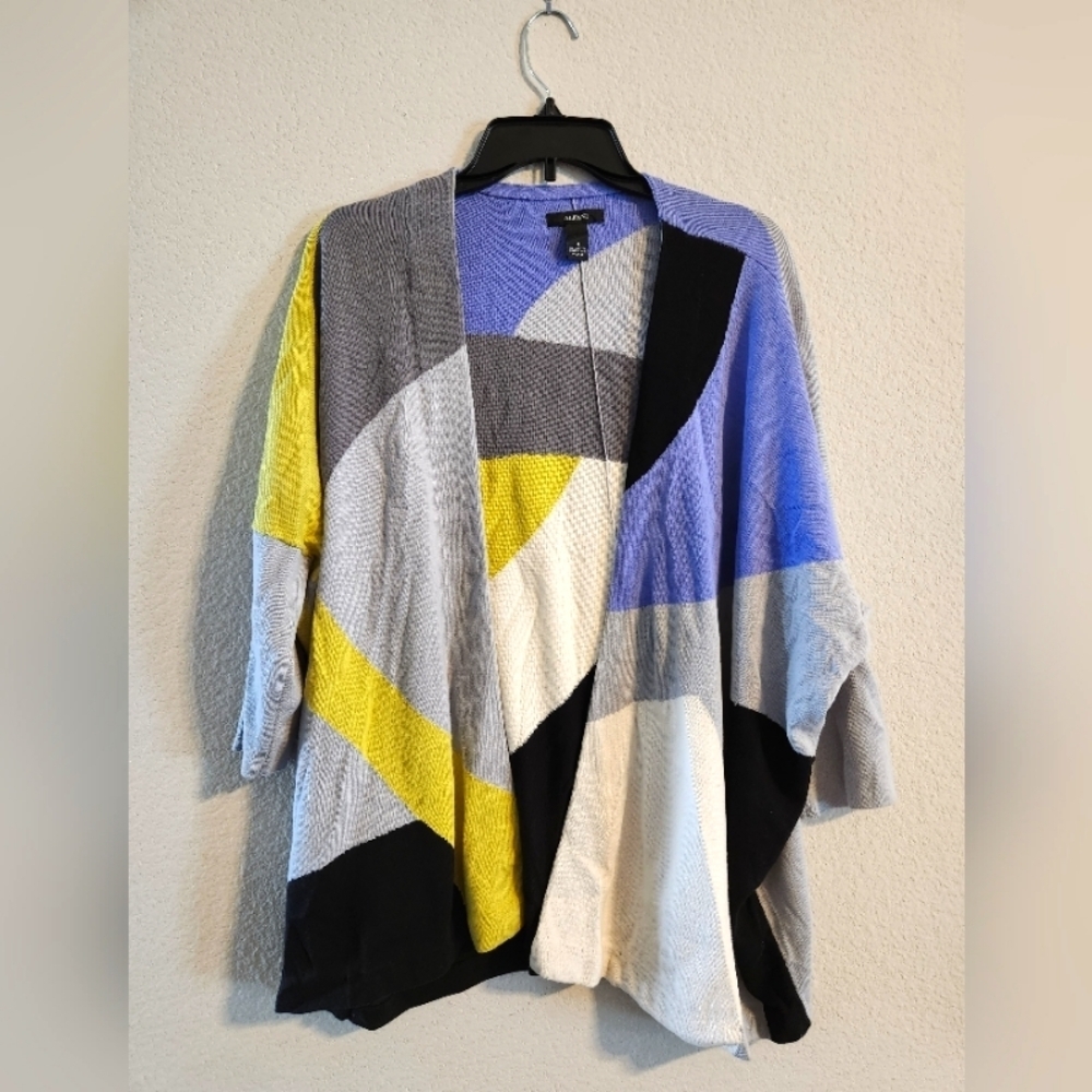 Alfani multi color open cardigan size Medium